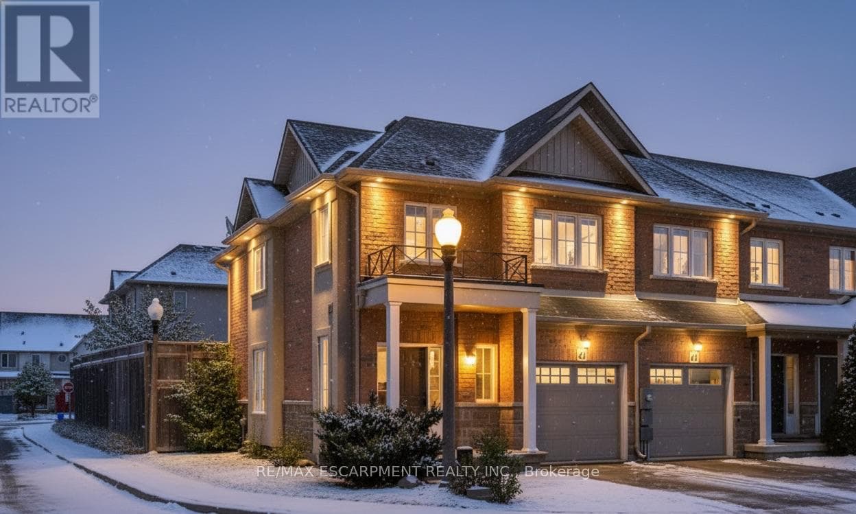 41 - 170 PALACEBEACH TRAIL — Hamilton (Stoney Creek), Ontario - Main photo