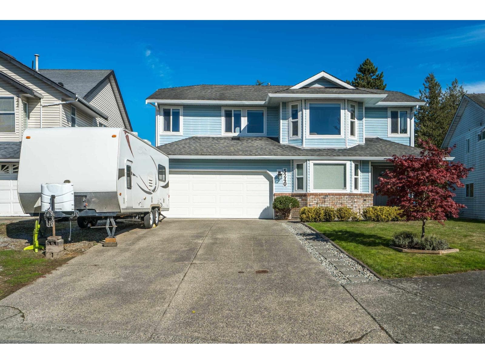 5240 197A STREET — Langley, British Columbia - Main photo