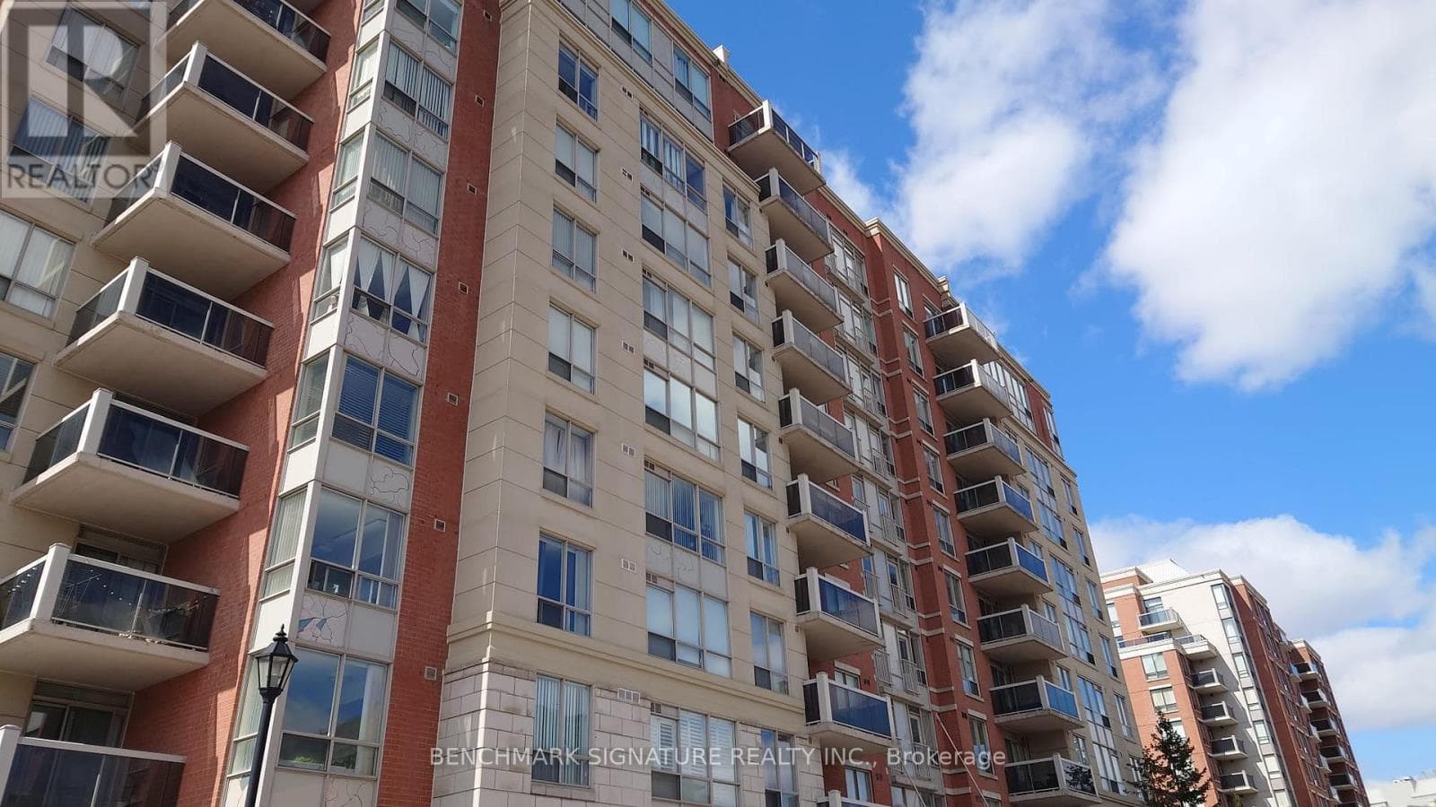 110 - 25 TIMES AVENUE — Markham (Commerce Valley), Ontario - Main photo