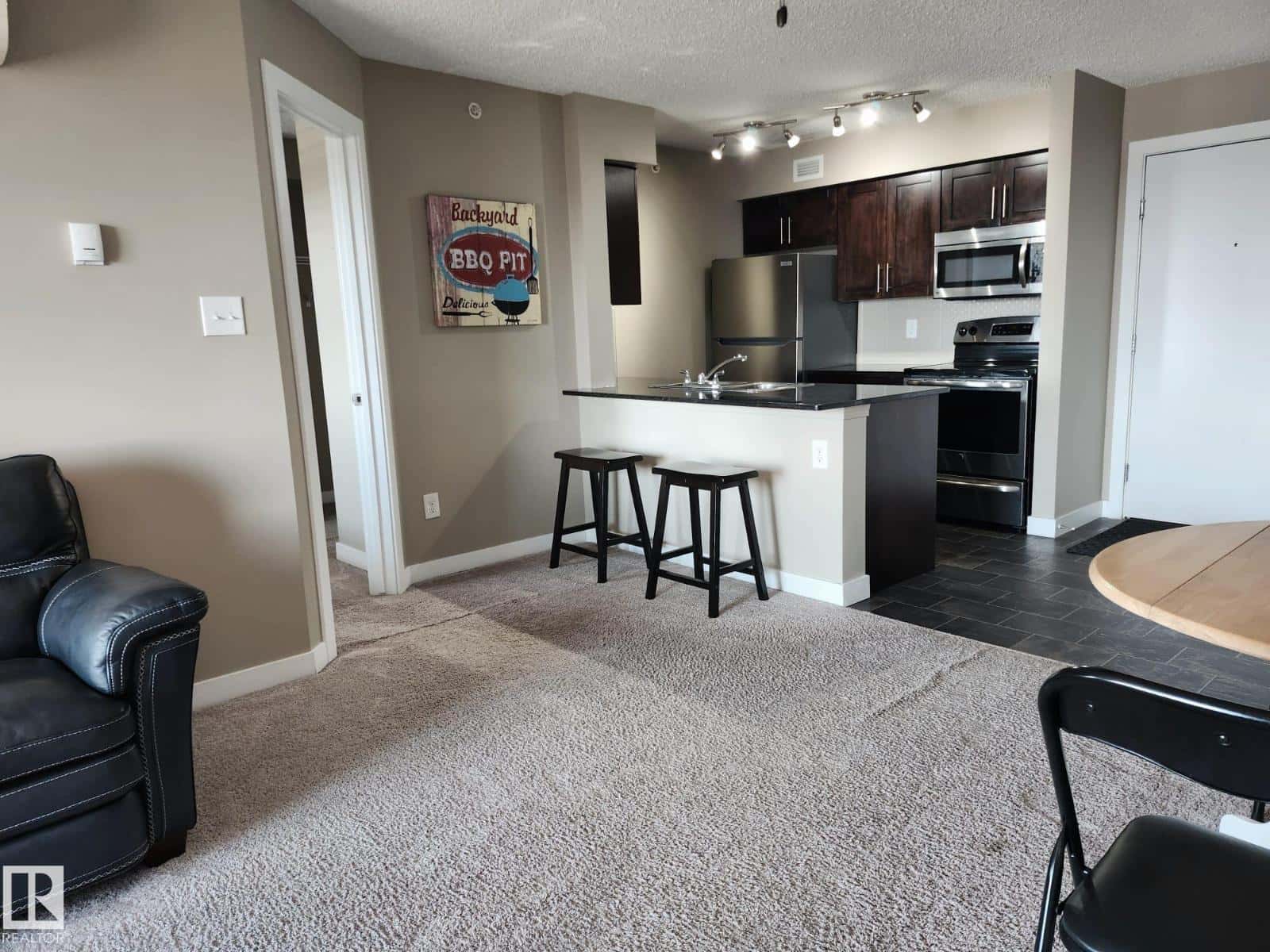 #407 270 MCCONACHIE DR NW — Edmonton, Alberta - Photo 5 of 21