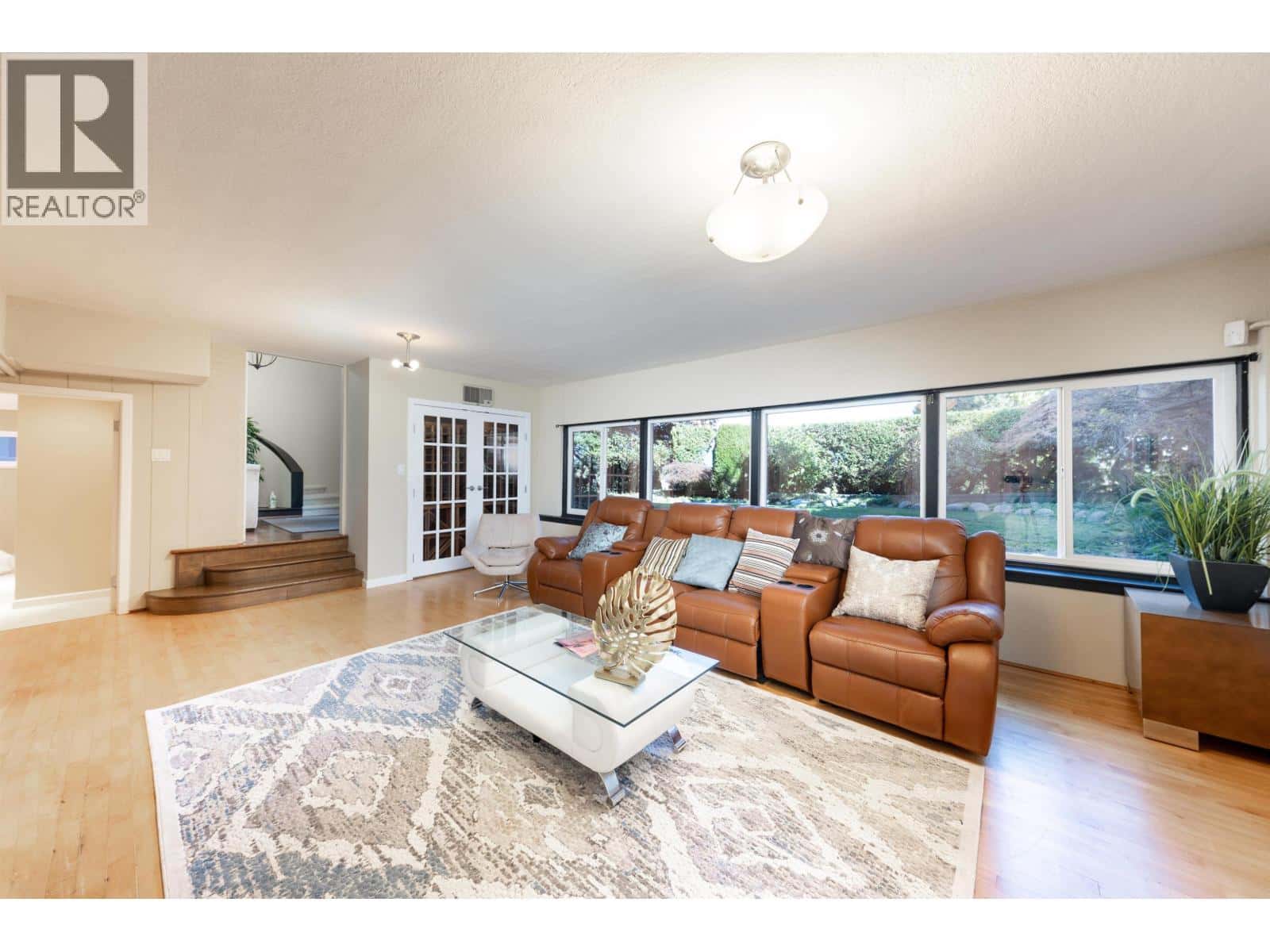 4393 PUGET DRIVE — Vancouver, British Columbia - Photo 2 of 20