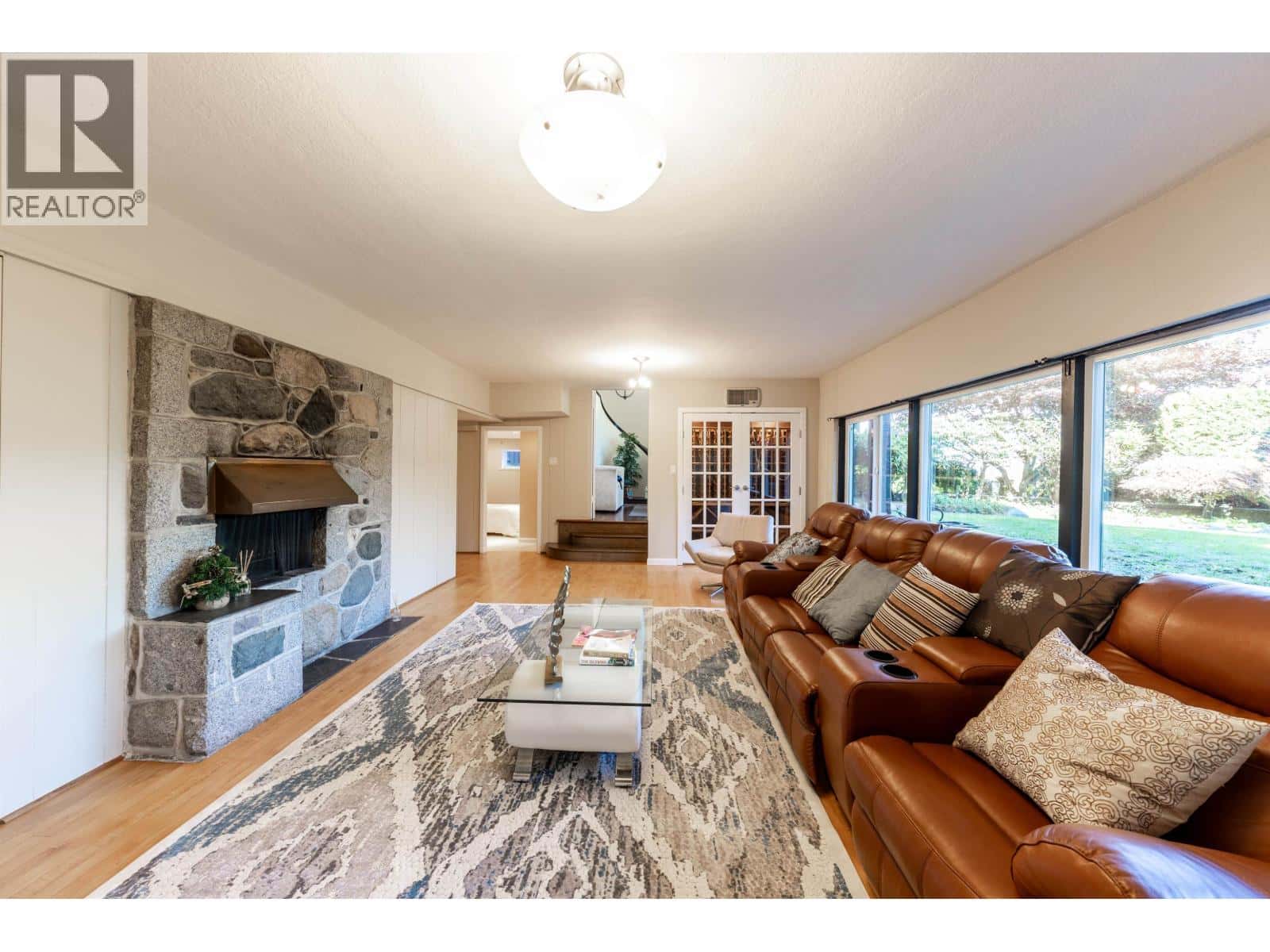 4393 PUGET DRIVE — Vancouver, British Columbia - Photo 3 of 20