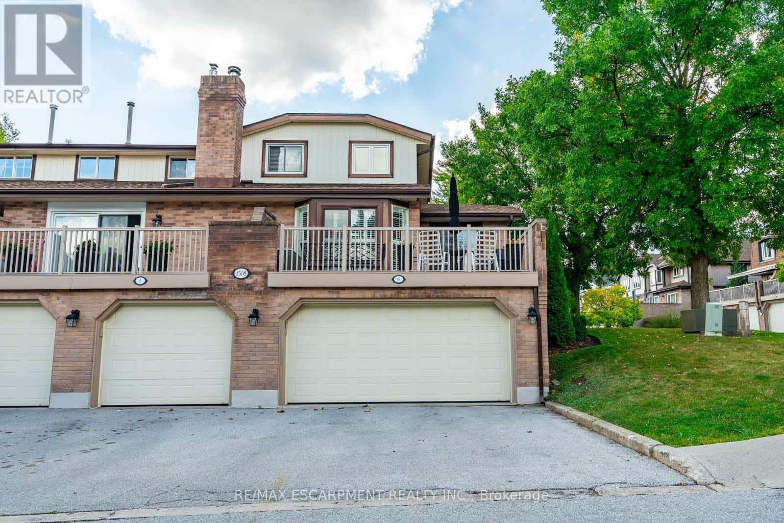 6 - 1508 UPPER MIDDLE ROAD — Burlington (Tyandaga), Ontario - Photo 2 of 49