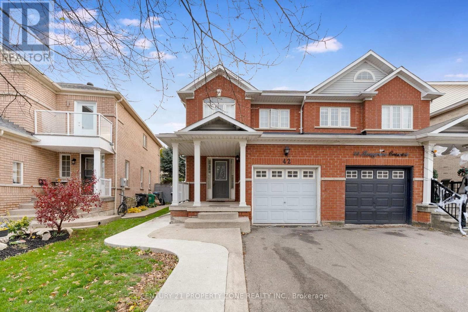 42 MOSSGROVE CRESCENT — Brampton (Northwest Sandalwood Parkway), Ontario - Main photo