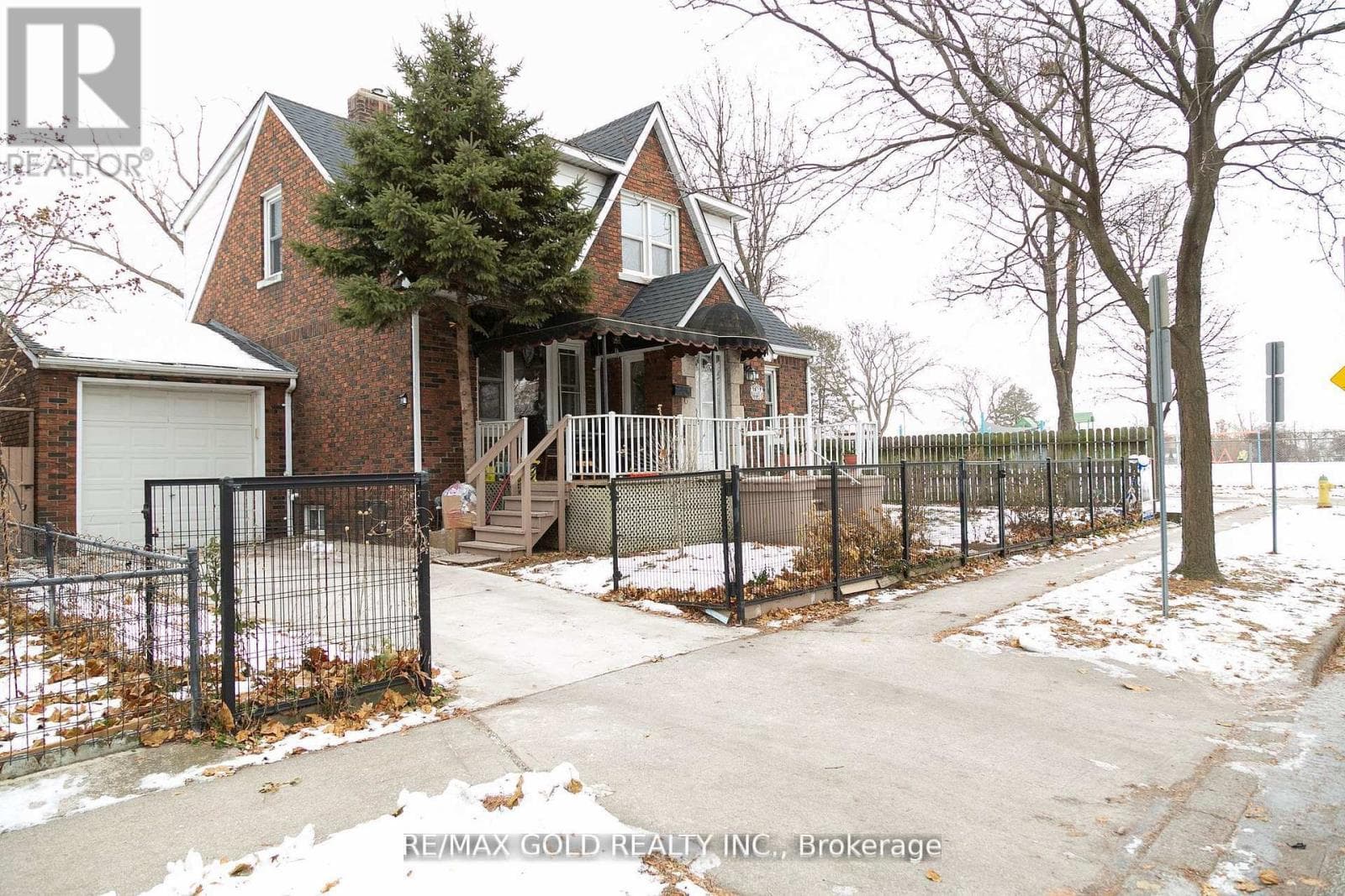 1236 HICKORY ROAD — Windsor, Ontario - Main photo