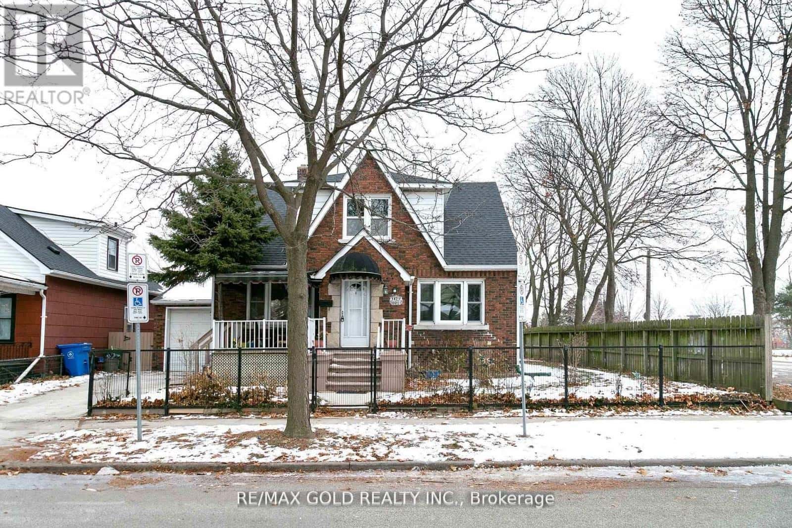 1236 HICKORY ROAD — Windsor, Ontario - Photo 2 of 33