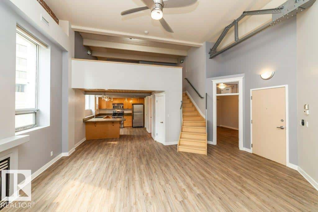 #208 10009 102 AV NW — Edmonton, Alberta - Photo 3 of 33