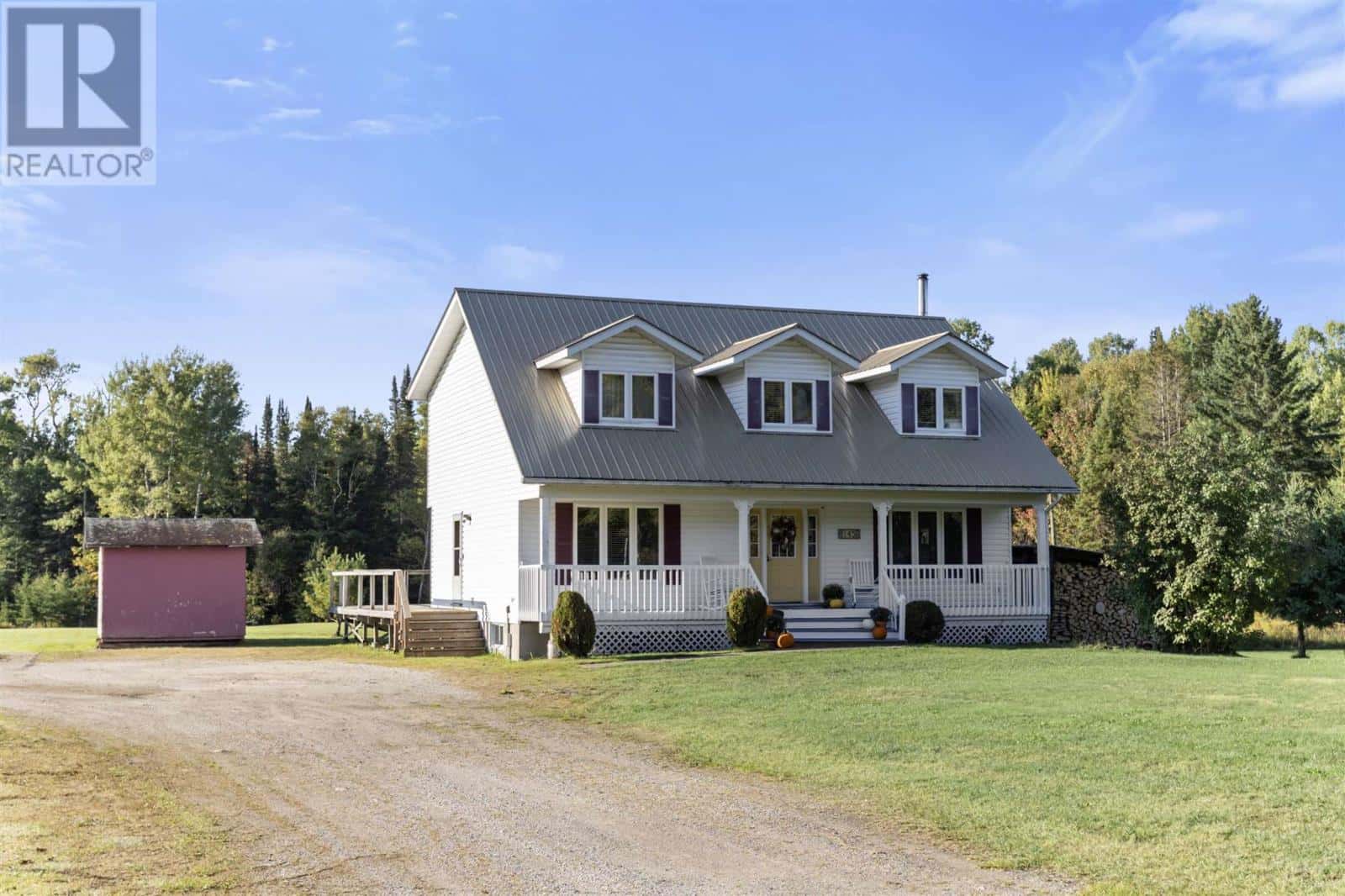 145 Highway 552 — Goulais River, Ontario - Photo 3 of 50