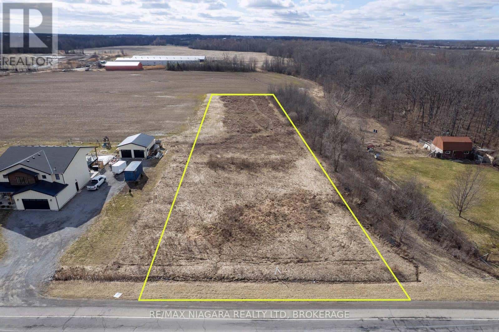 1577 STEVENSVILLE ROAD — Fort Erie (Mulgrave), Ontario - Photo 2 of 8