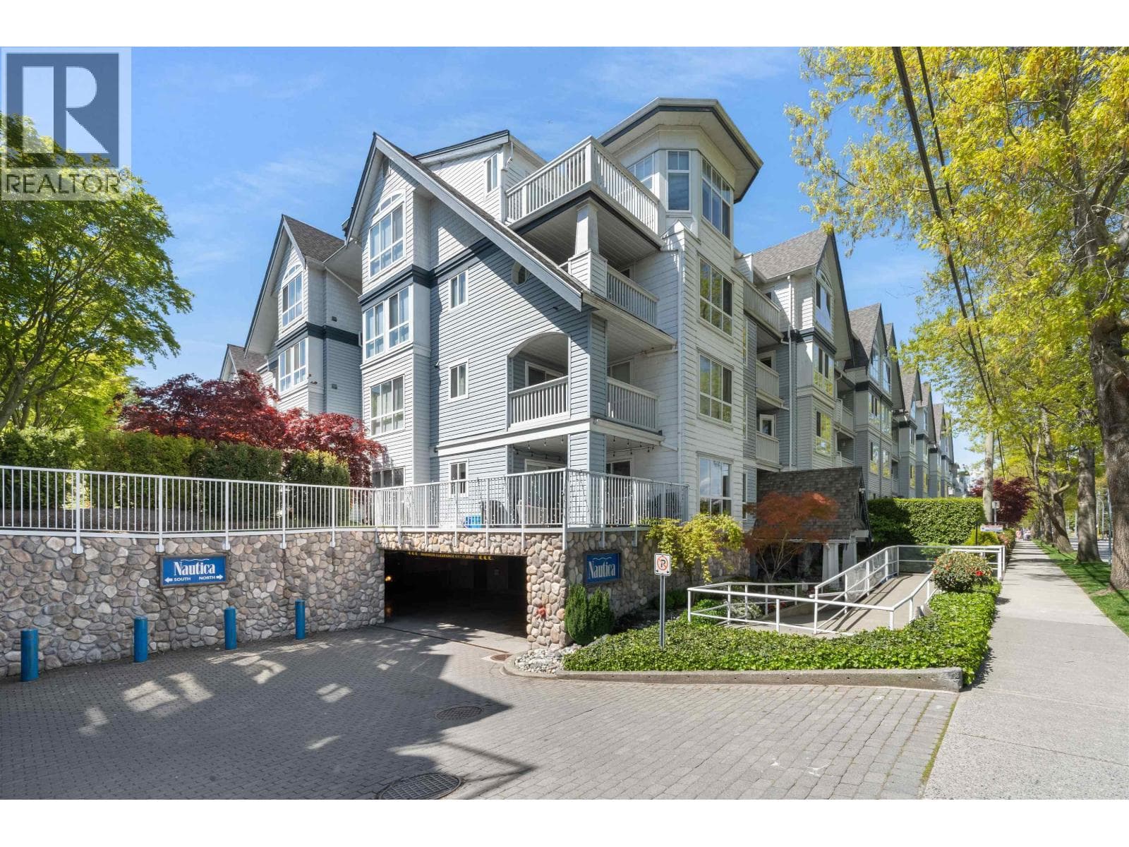 104 12633 NO 2 ROAD — Richmond, British Columbia - Main photo