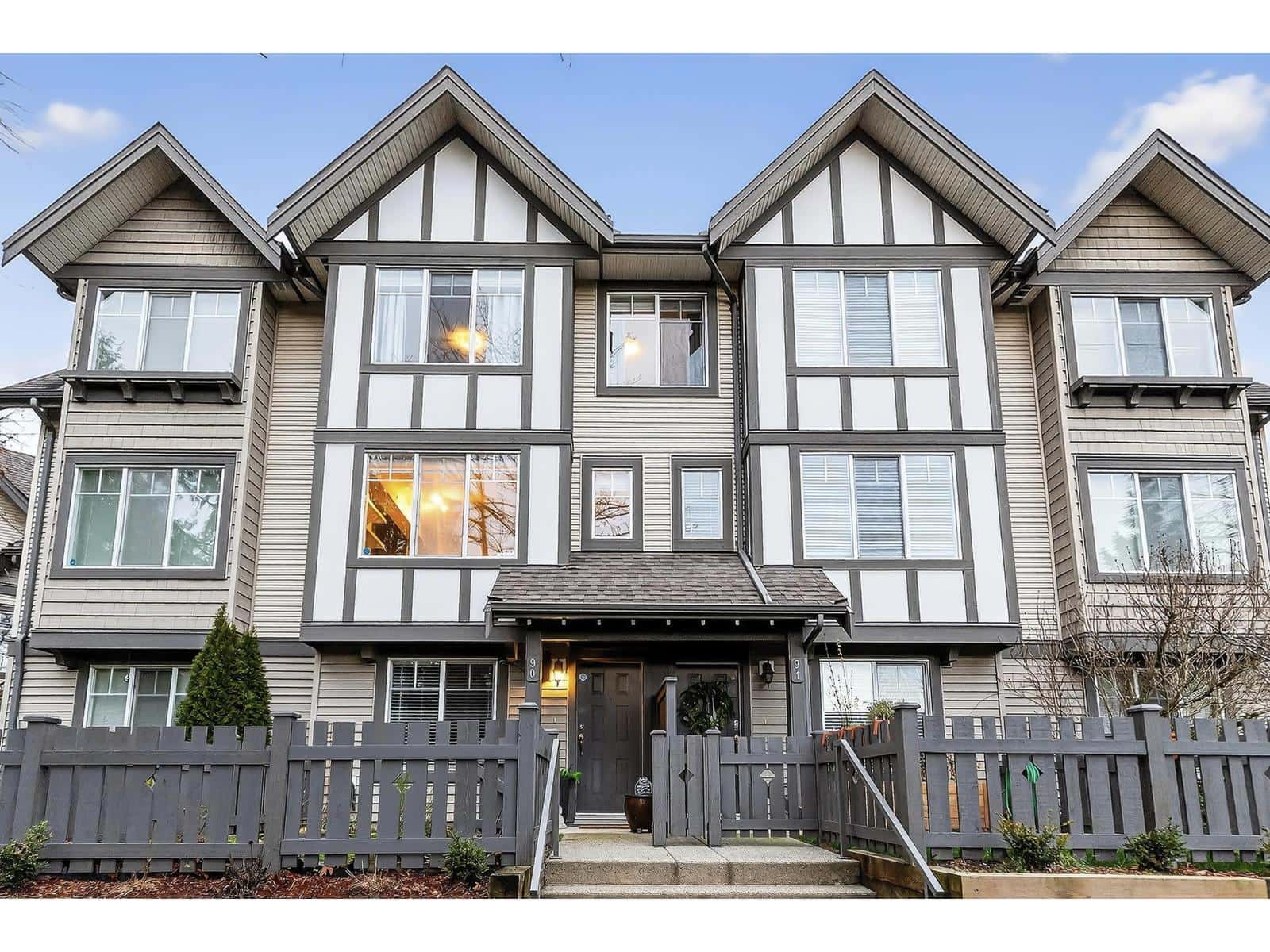 90 20038 70 AVENUE — Langley, British Columbia - Photo 2 of 39