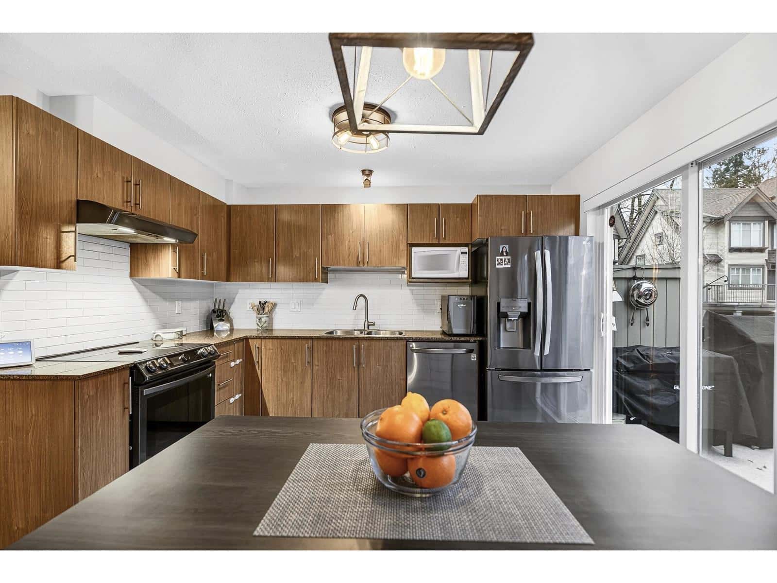 90 20038 70 AVENUE — Langley, British Columbia - Photo 5 of 39