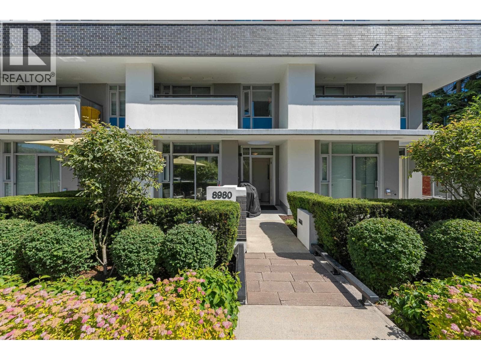 8980 UNIVERSITY CRESCENT — Burnaby, British Columbia - Main photo