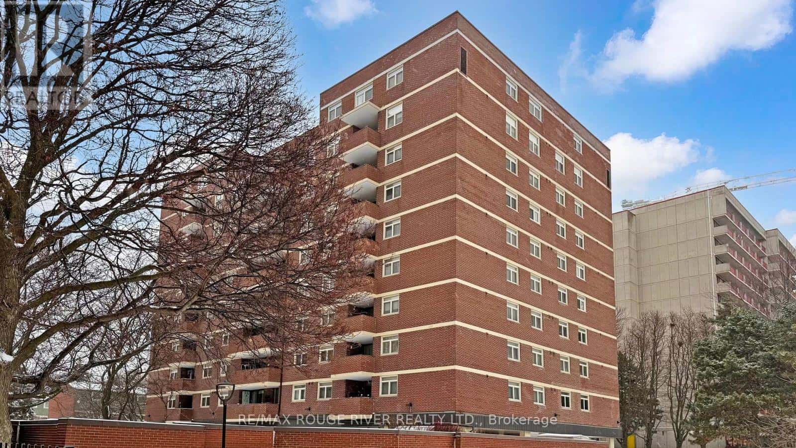 203 - 40 CHICHESTER PLACE — Toronto (L'Amoreaux), Ontario - Photo 2 of 45