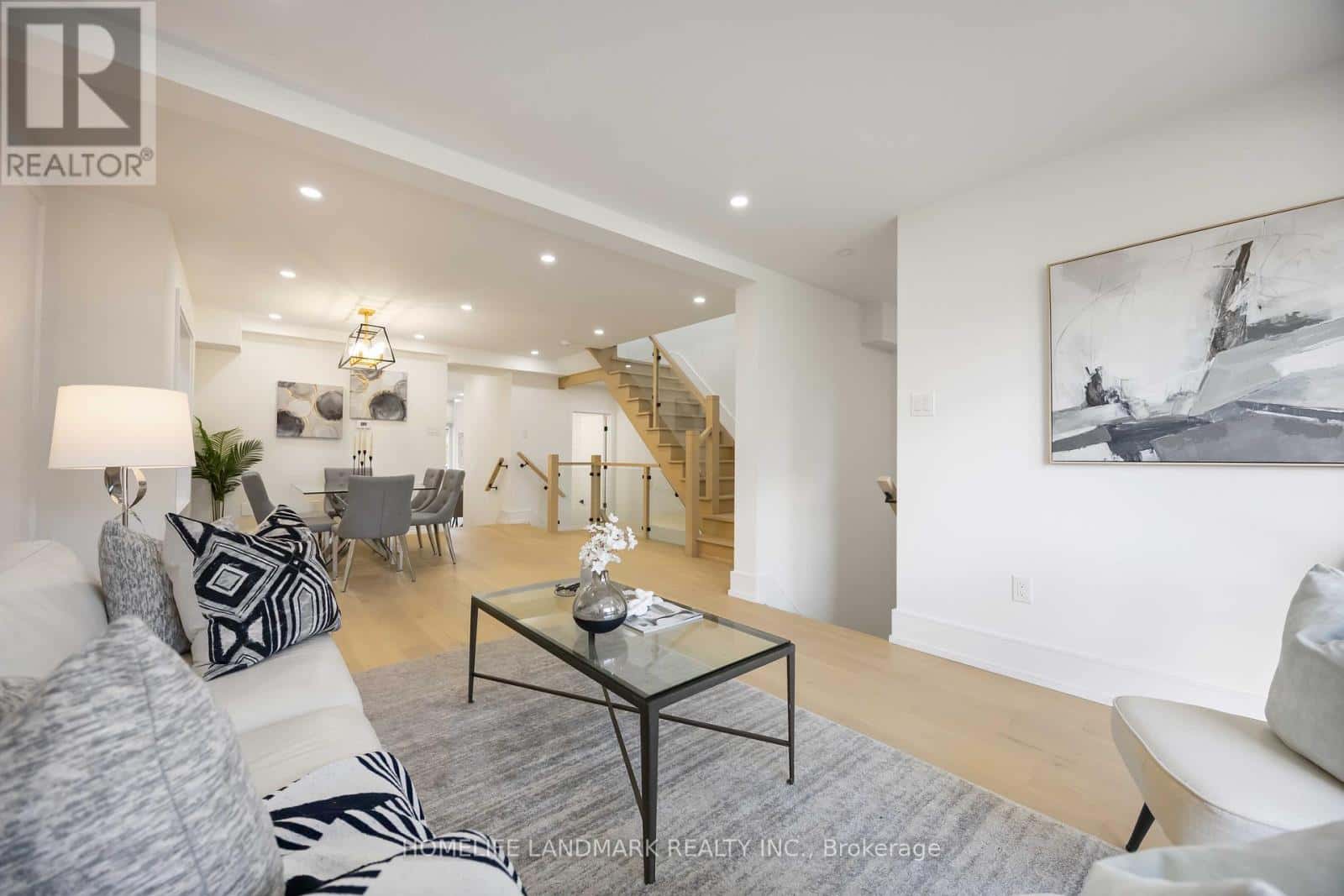 70 GRANGER AVENUE — Toronto (Kennedy Park), Ontario - Photo 4 of 35