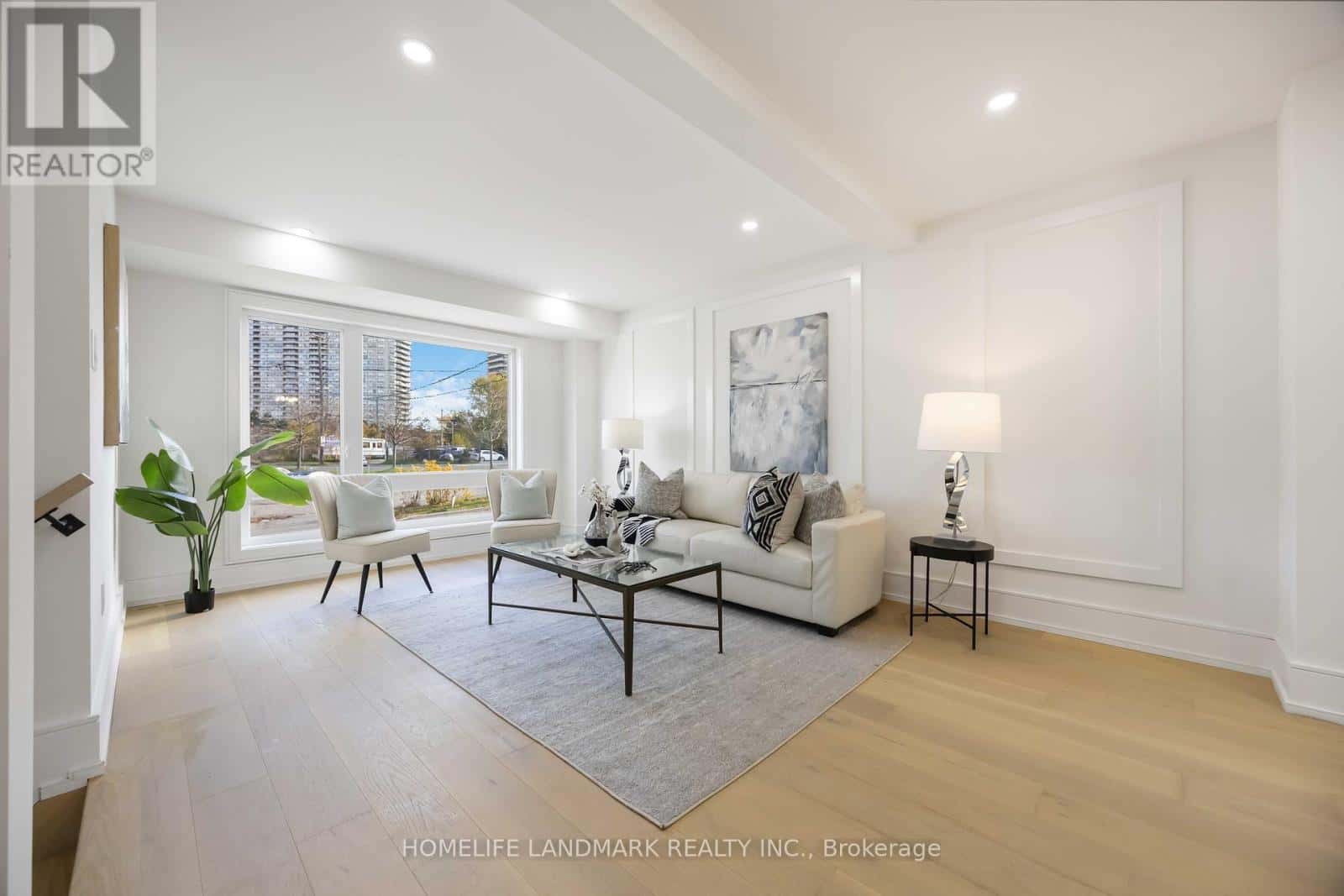 70 GRANGER AVENUE — Toronto (Kennedy Park), Ontario - Photo 5 of 35