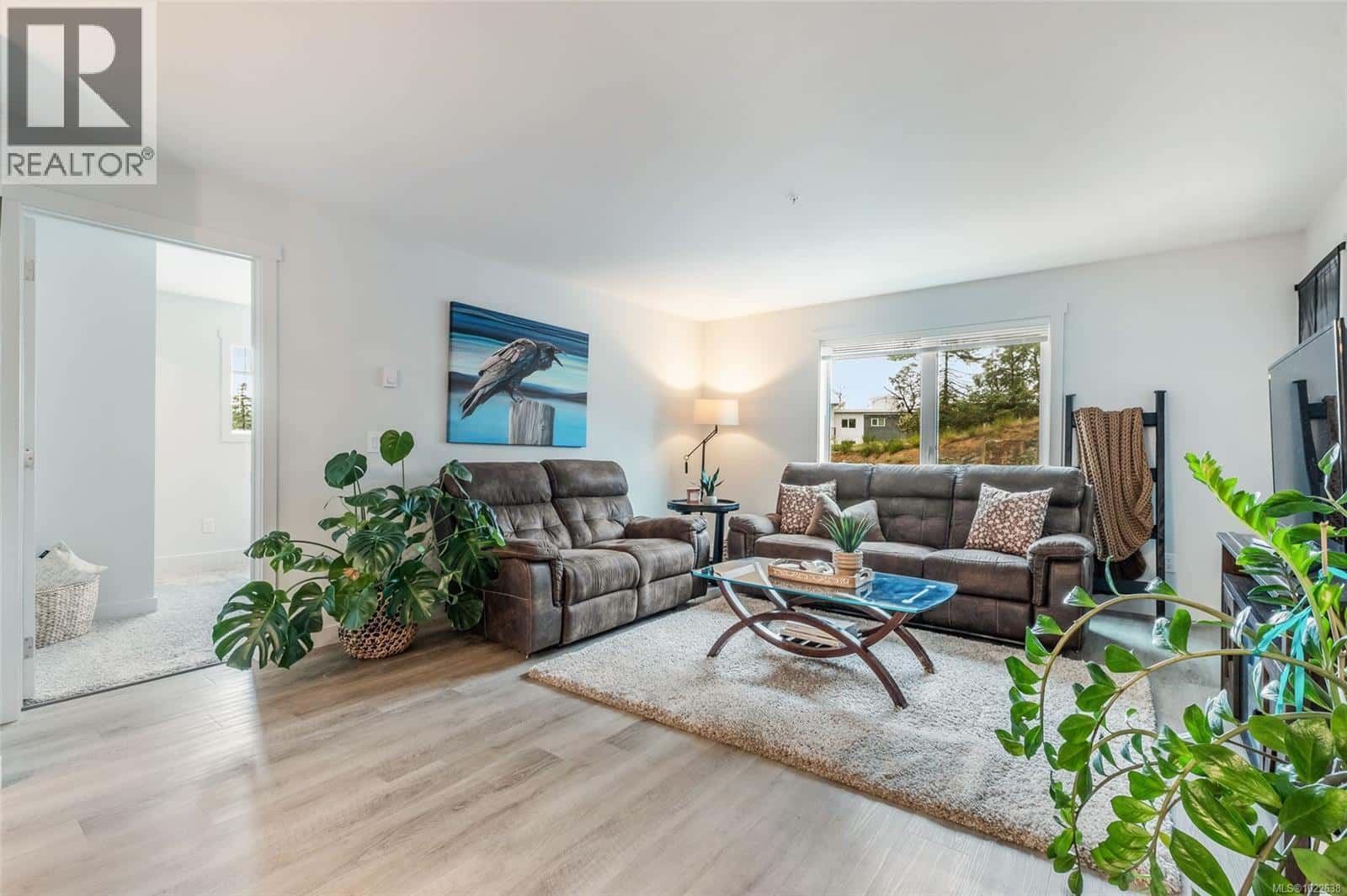 202 4820 Cedar Ridge Pl — Nanaimo, British Columbia - Photo 4 of 43