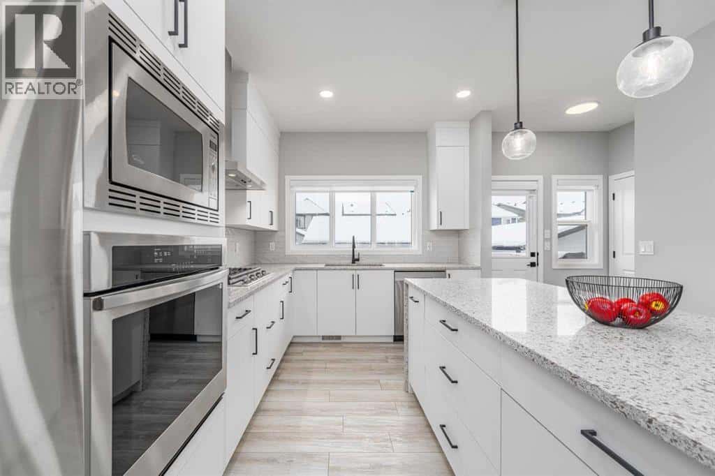 Calgary — Calgary - Photo 3 of 37