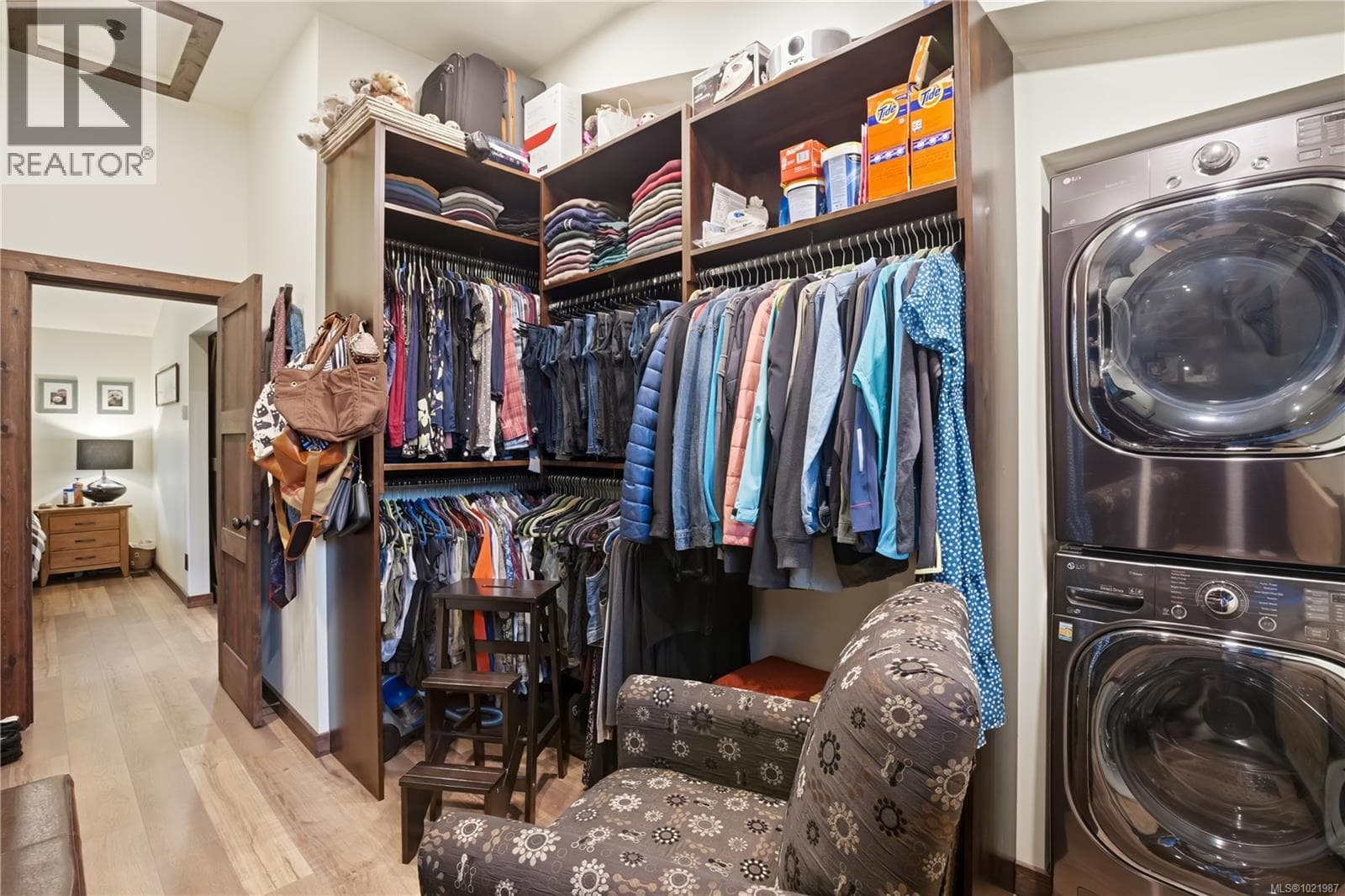 Ucluelet — Ucluelet - Main photo