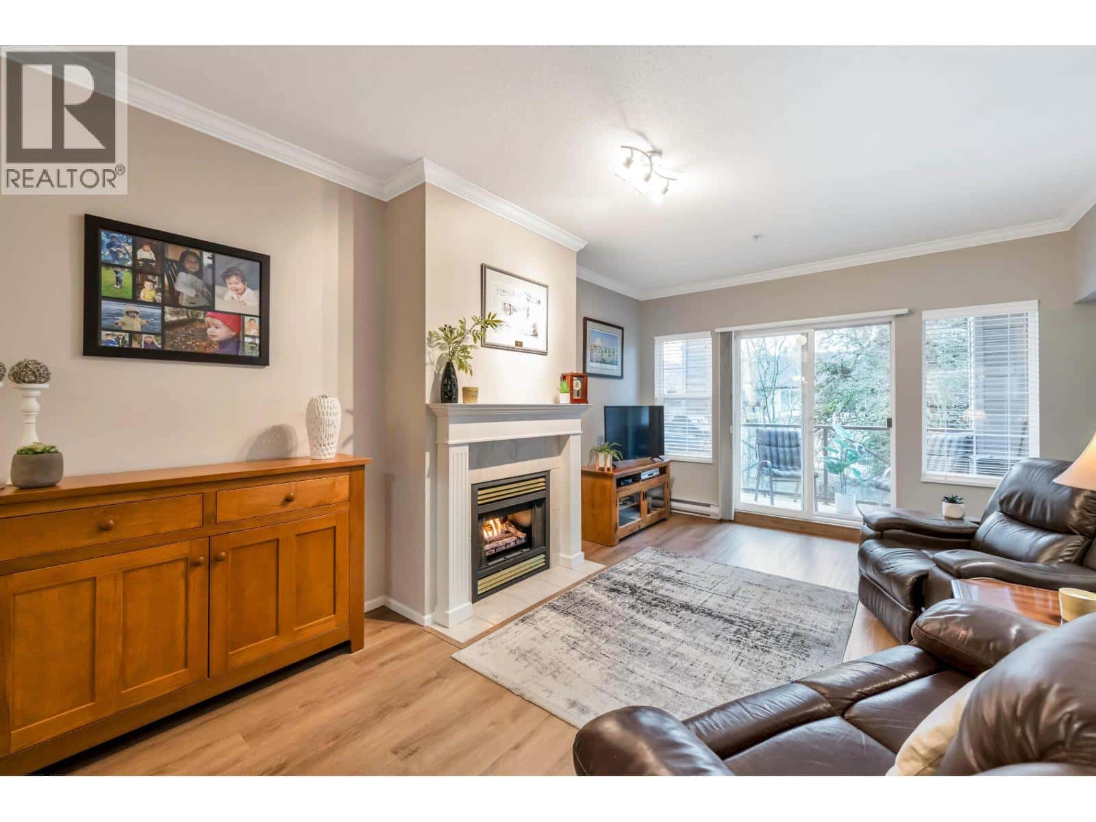 202 4745 54A STREET — Delta, British Columbia - Photo 3 of 28