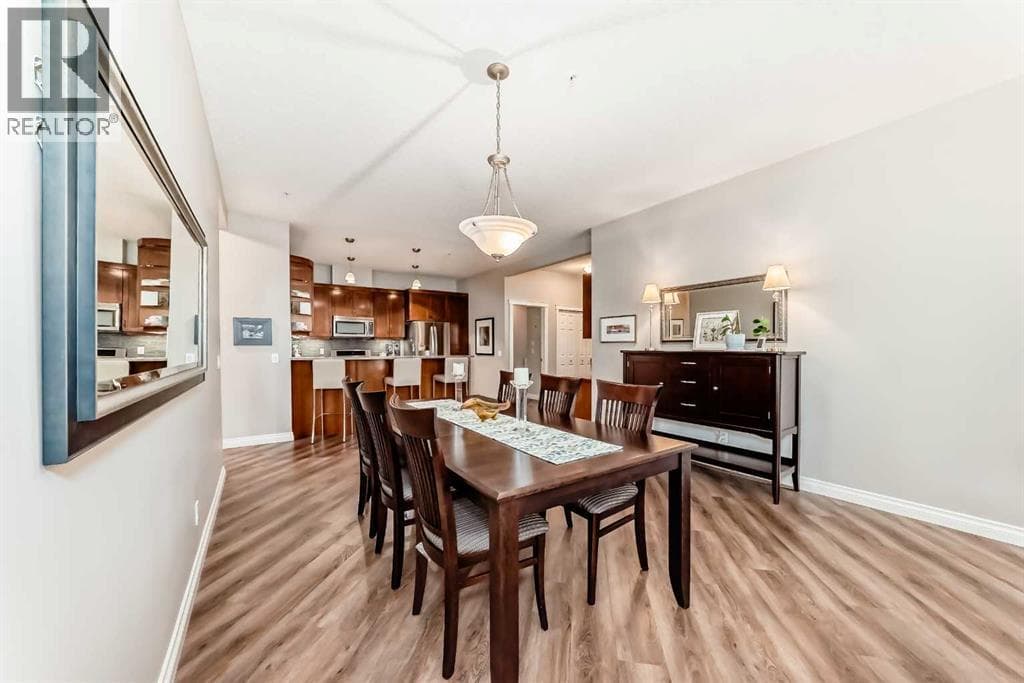 7204, 14 Hemlock Crescent SW — Calgary, Alberta - Main photo