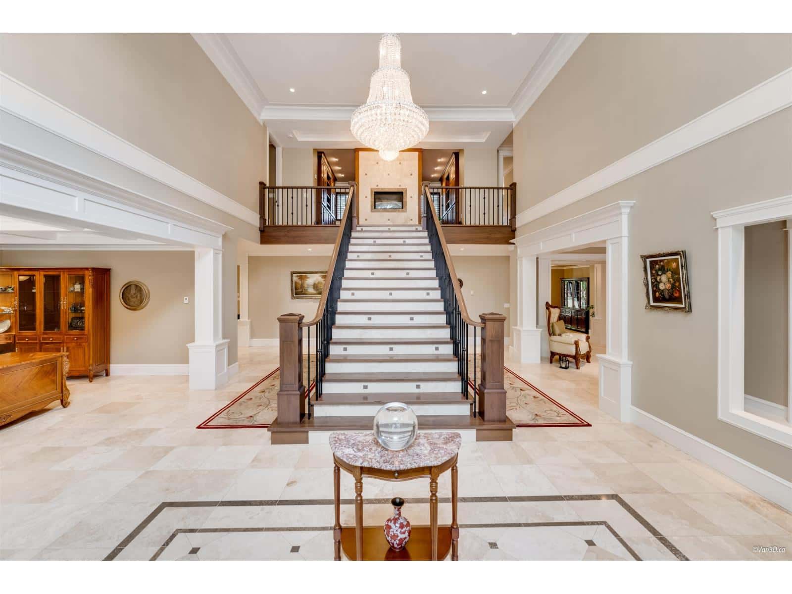 13939 28 AVENUE — Surrey, British Columbia - Photo 2 of 40