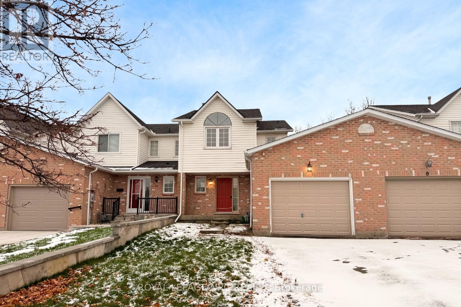 14 BUSS COURT — Thorold (Confederation Heights), Ontario - Main photo