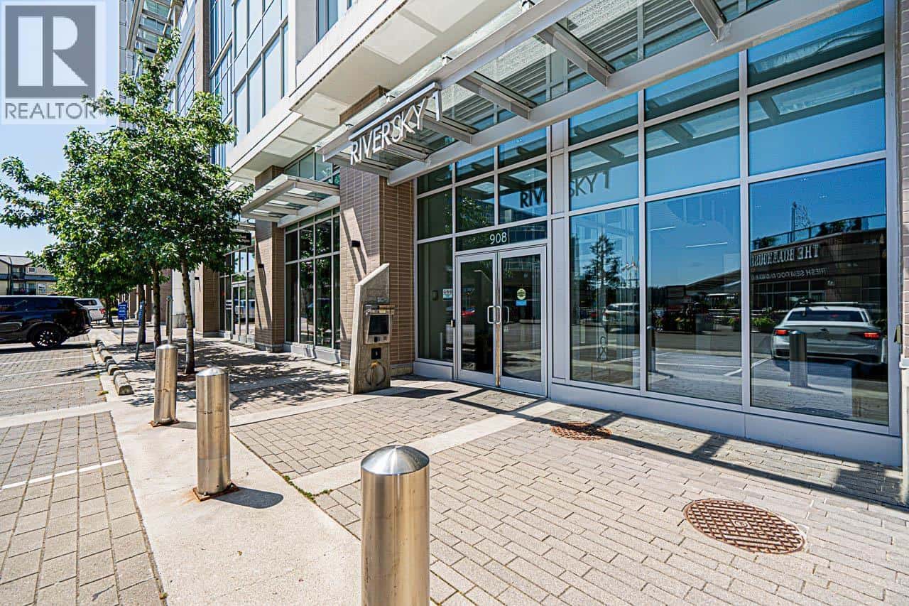 2712 908 QUAYSIDE DRIVE — New Westminster, British Columbia - Photo 4 of 32