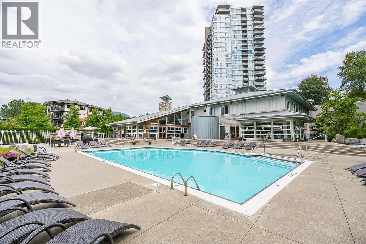 217 801 KLAHANIE DRIVE — Port Moody, British Columbia - Photo 3 of 40