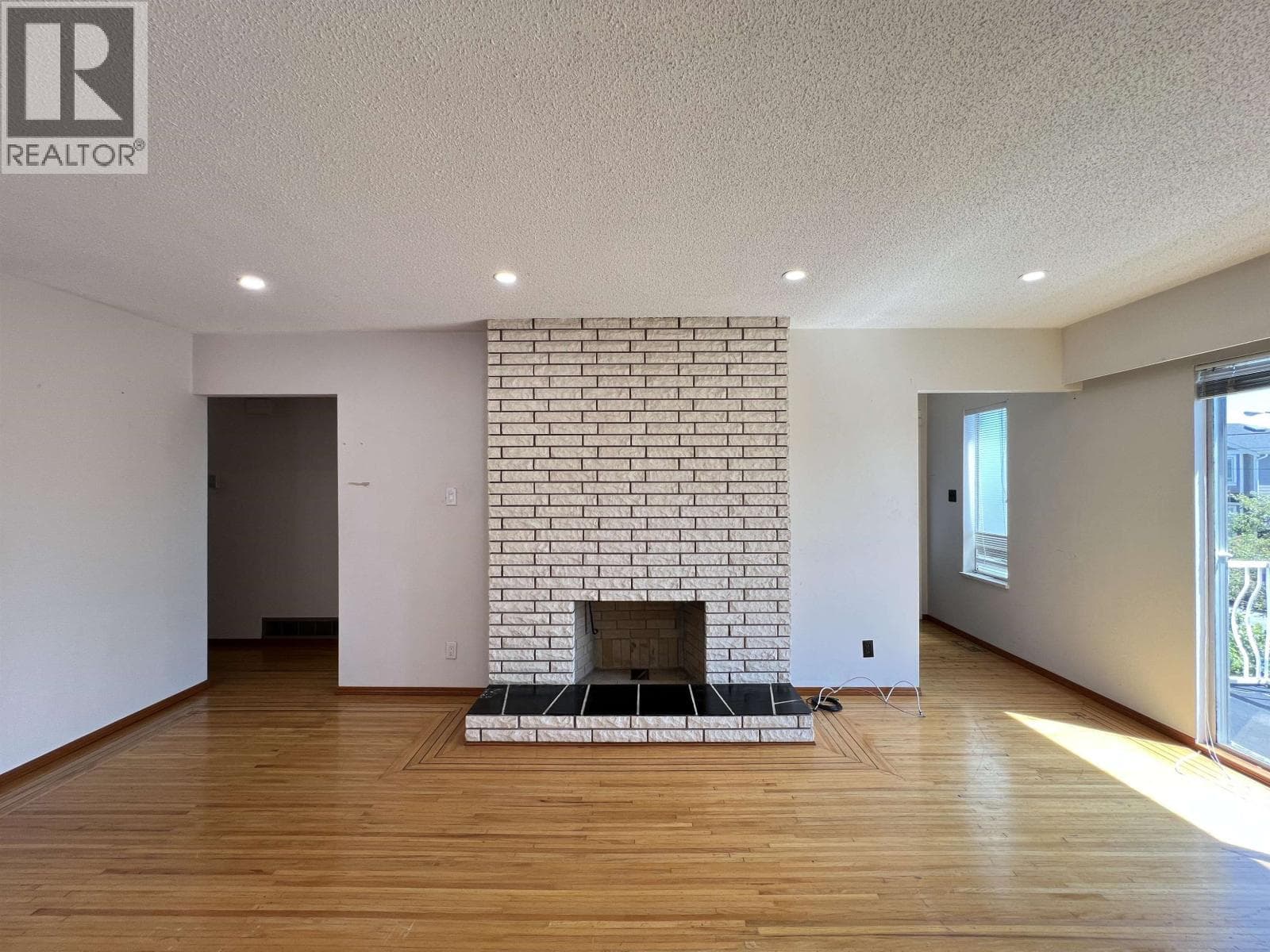 235 E 62ND AVENUE — Vancouver, British Columbia - Main photo