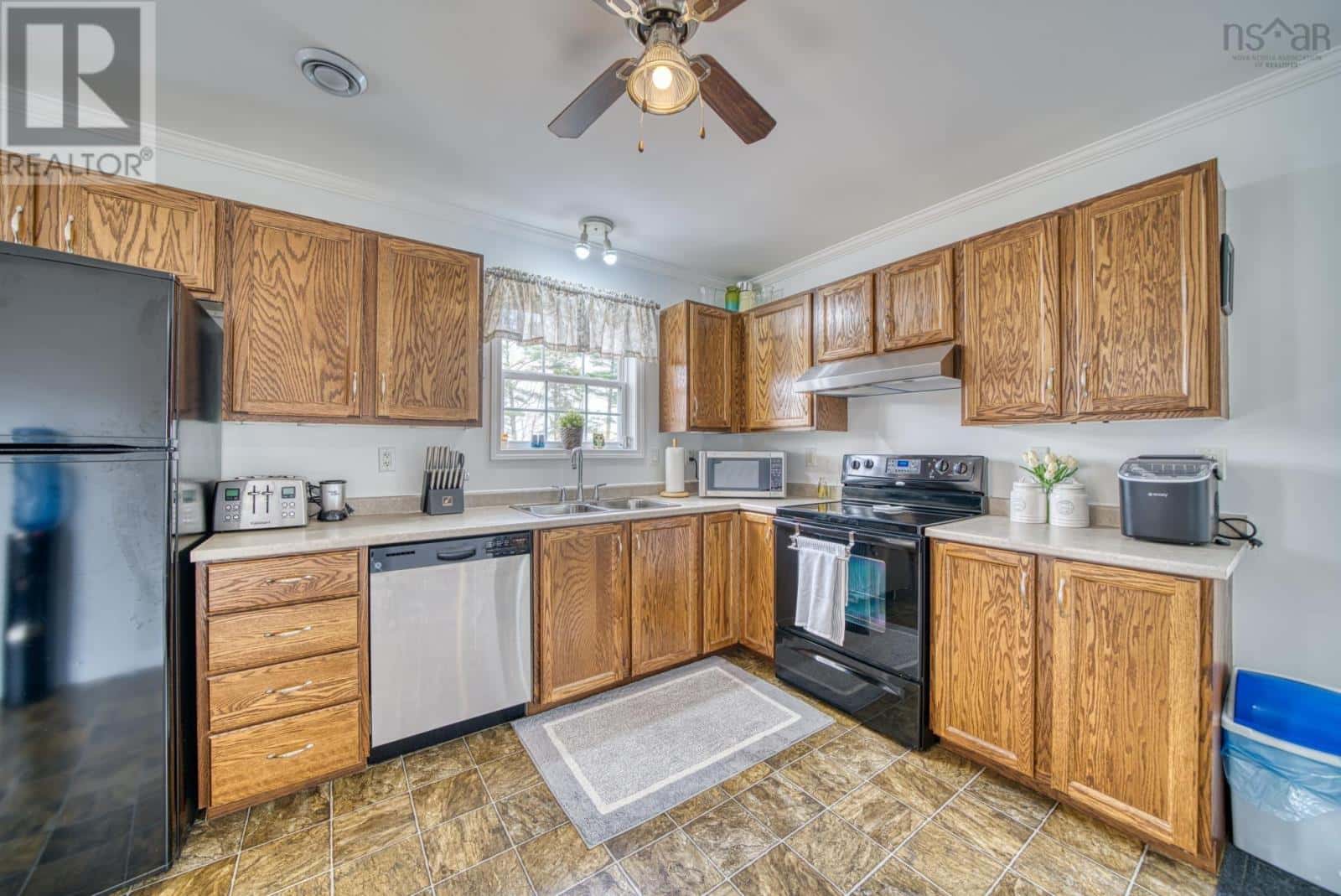 62 Westside Drive — Wileville, Nova Scotia - Photo 5 of 40