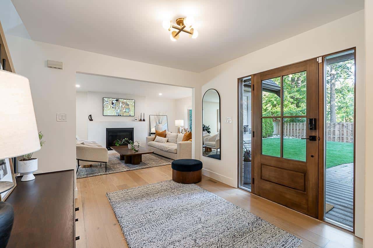 839 164 STREET — Surrey, British Columbia - Photo 5 of 40