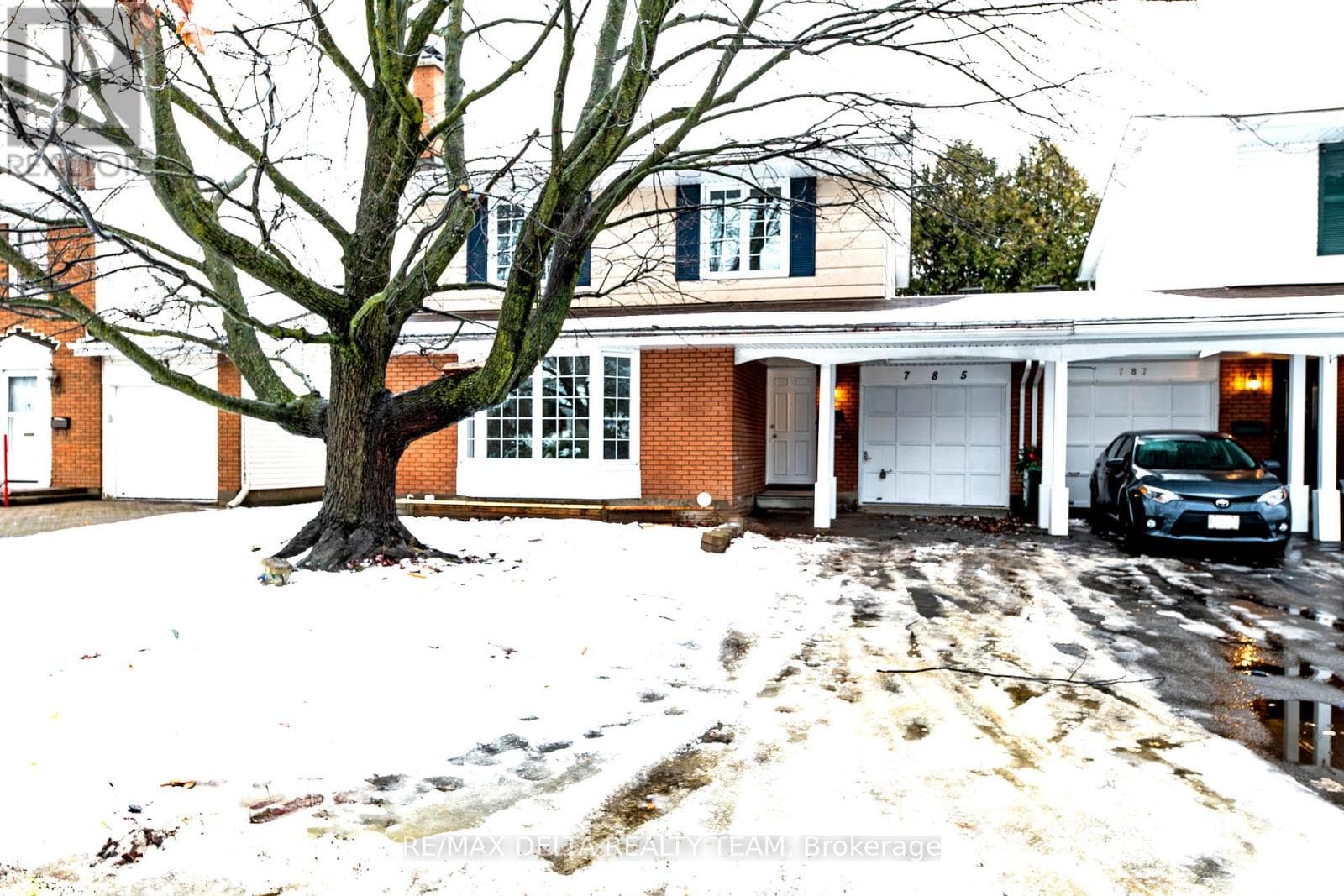 785 DE SALABERRY STREET — Ottawa, Ontario - Main photo