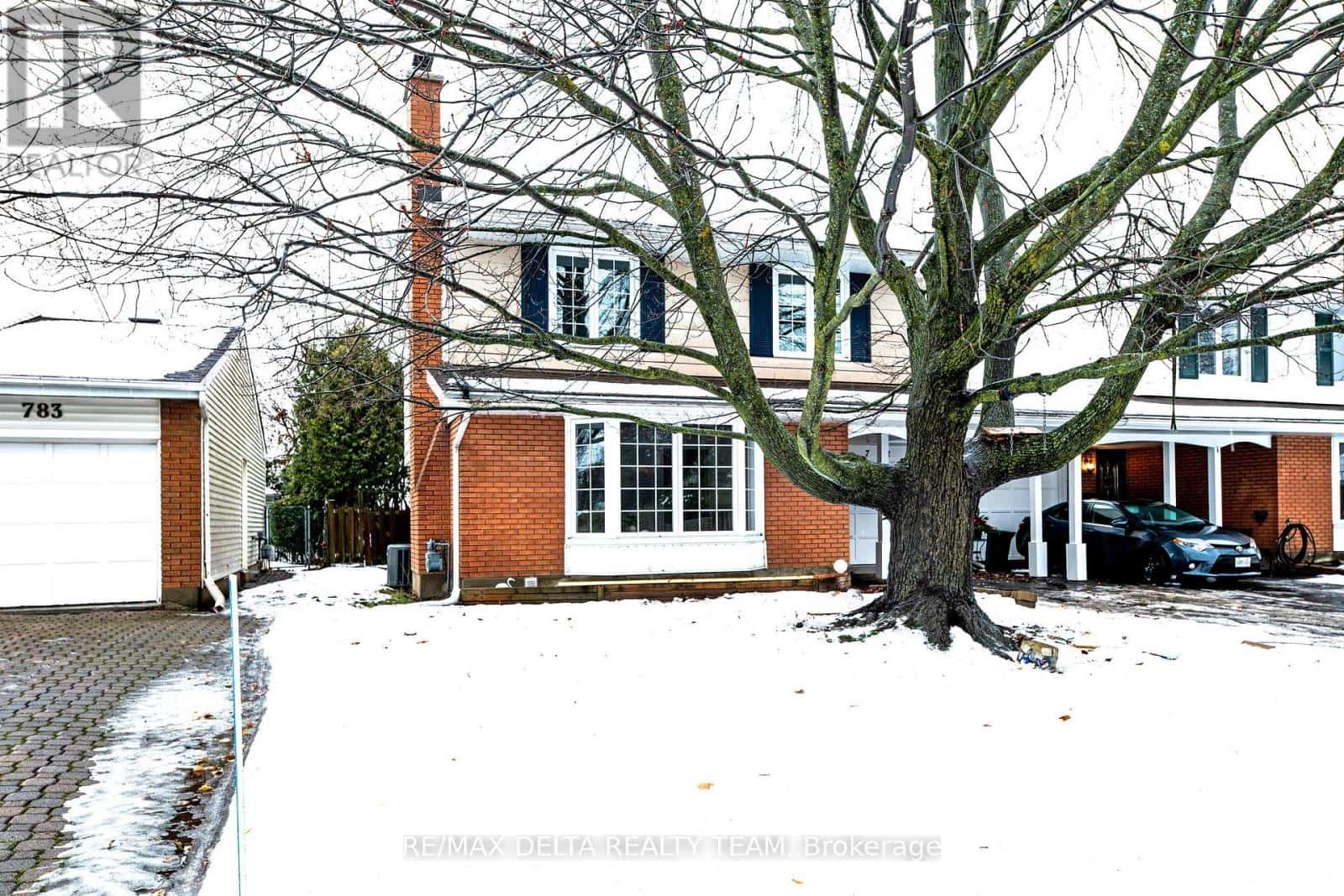 785 DE SALABERRY STREET — Ottawa, Ontario - Photo 2 of 26