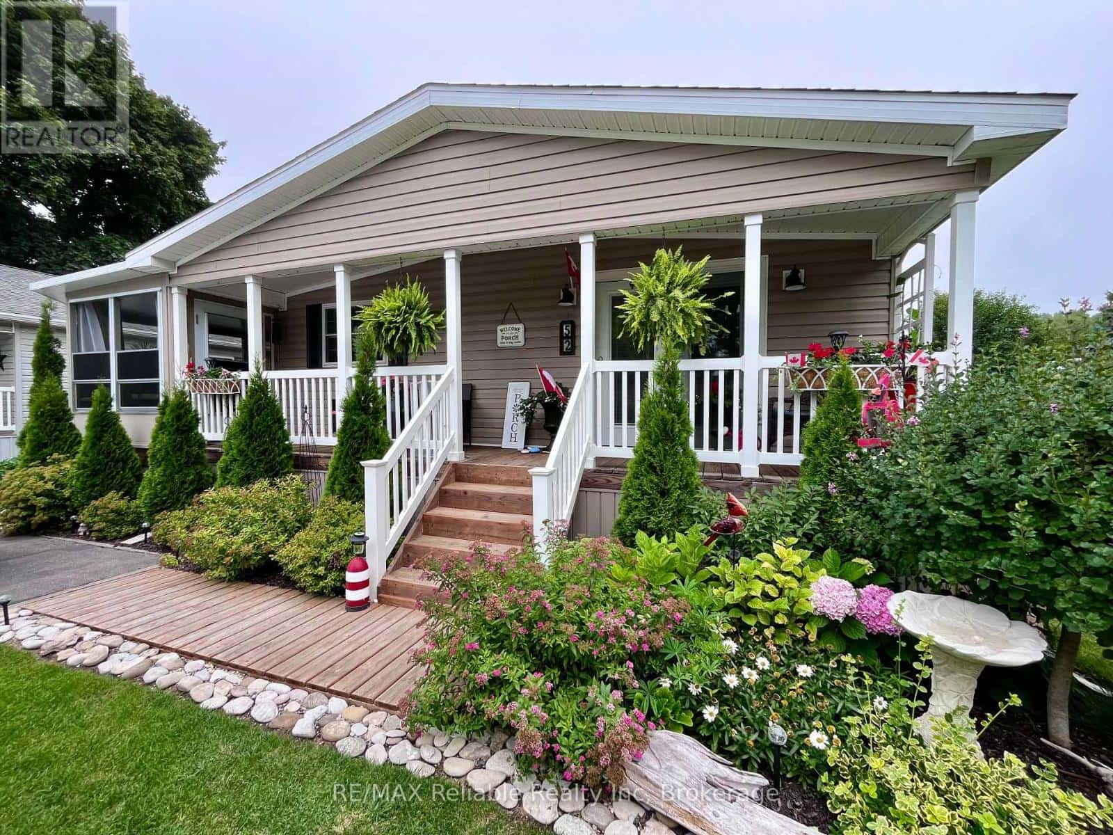 52 CHEROKEE LANE — Ashfield-Colborne-Wawanosh (Colborne), Ontario - Photo 2 of 50