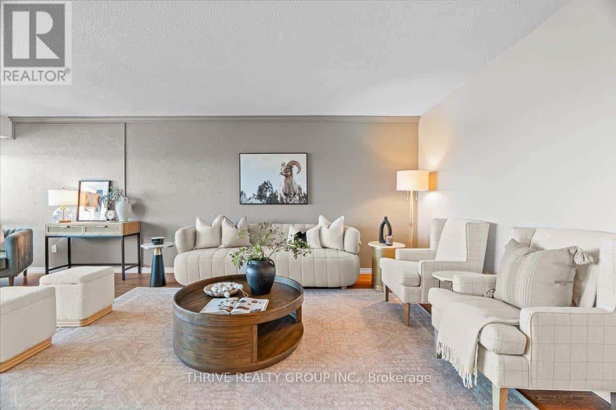 1601 - 389 DUNDAS STREET — London East (East K), Ontario - Photo 4 of 37