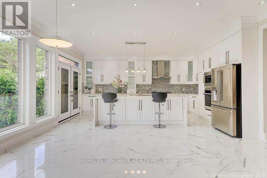 24 CEDAR BRAE BOULEVARD — Toronto (Eglinton East), Ontario - Photo 5 of 18