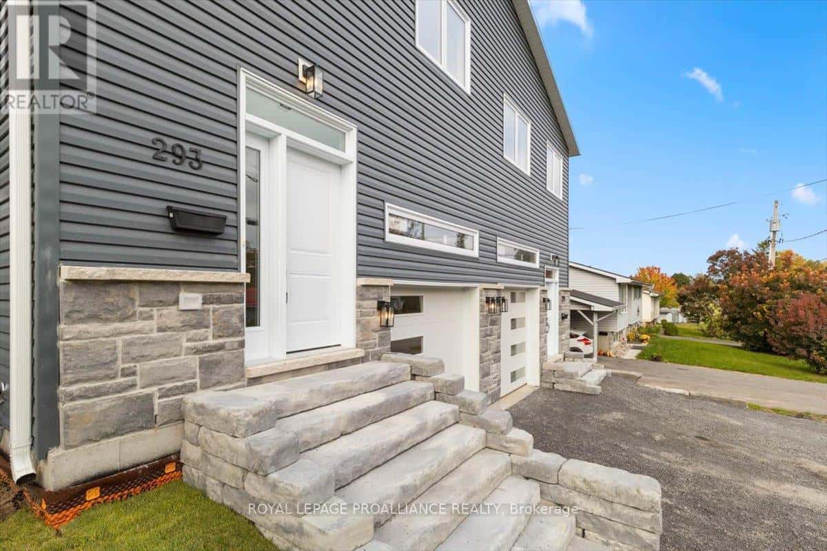 293 CHURCH STREET — Greater Napanee (Greater Napanee), Ontario - Photo 3 of 36