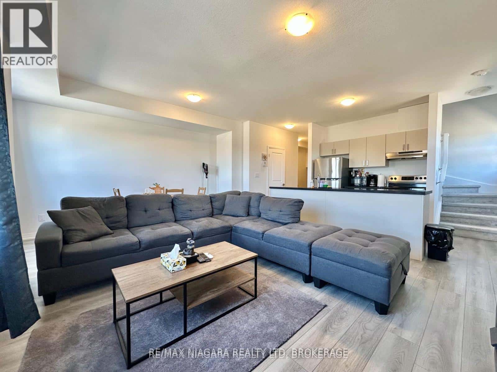 43 - 6705 CROPP STREET — Niagara Falls (Morrison), Ontario - Photo 3 of 16