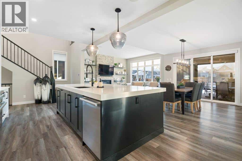 127 Marina Landing SE — Calgary, Alberta - Photo 3 of 50