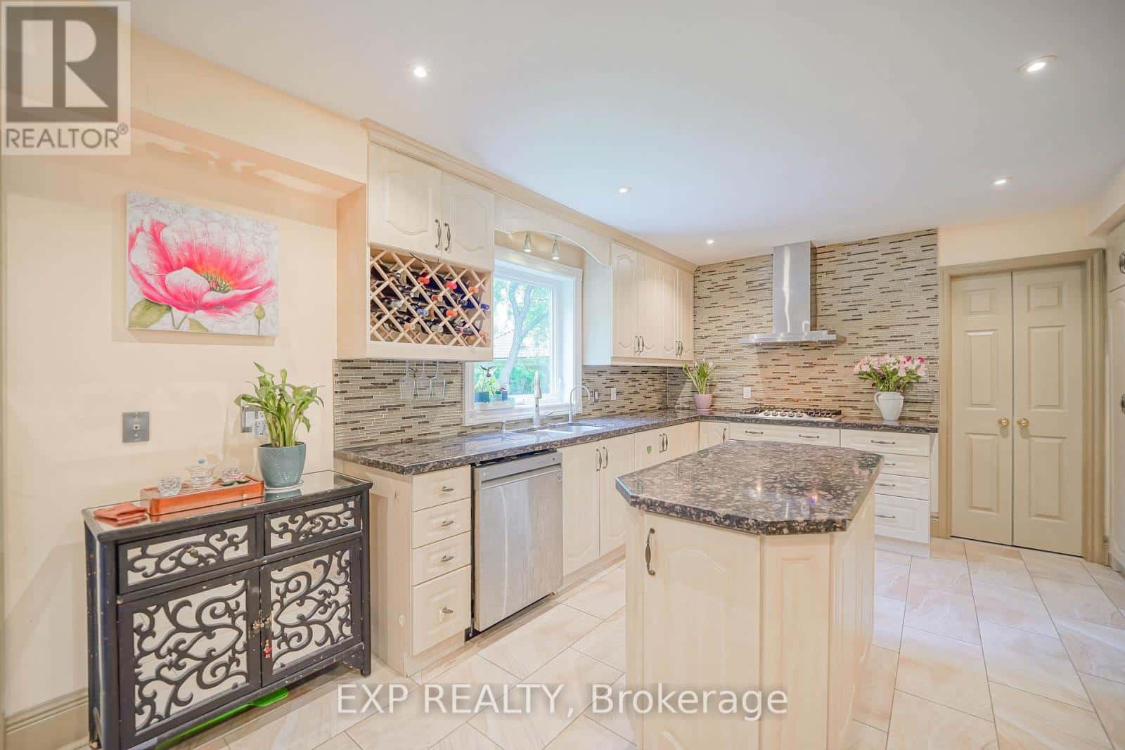 54 RIDGEWOOD DRIVE — Richmond Hill, Ontario - Photo 4 of 29