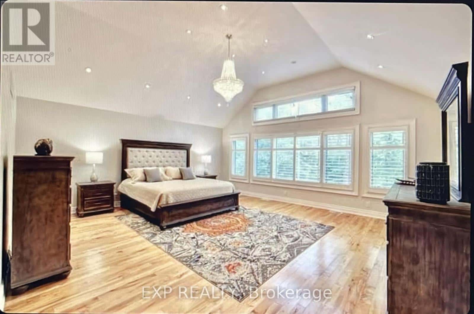 Mississauga (Sheridan) — Mississauga (Sheridan) - Photo 2 of 27