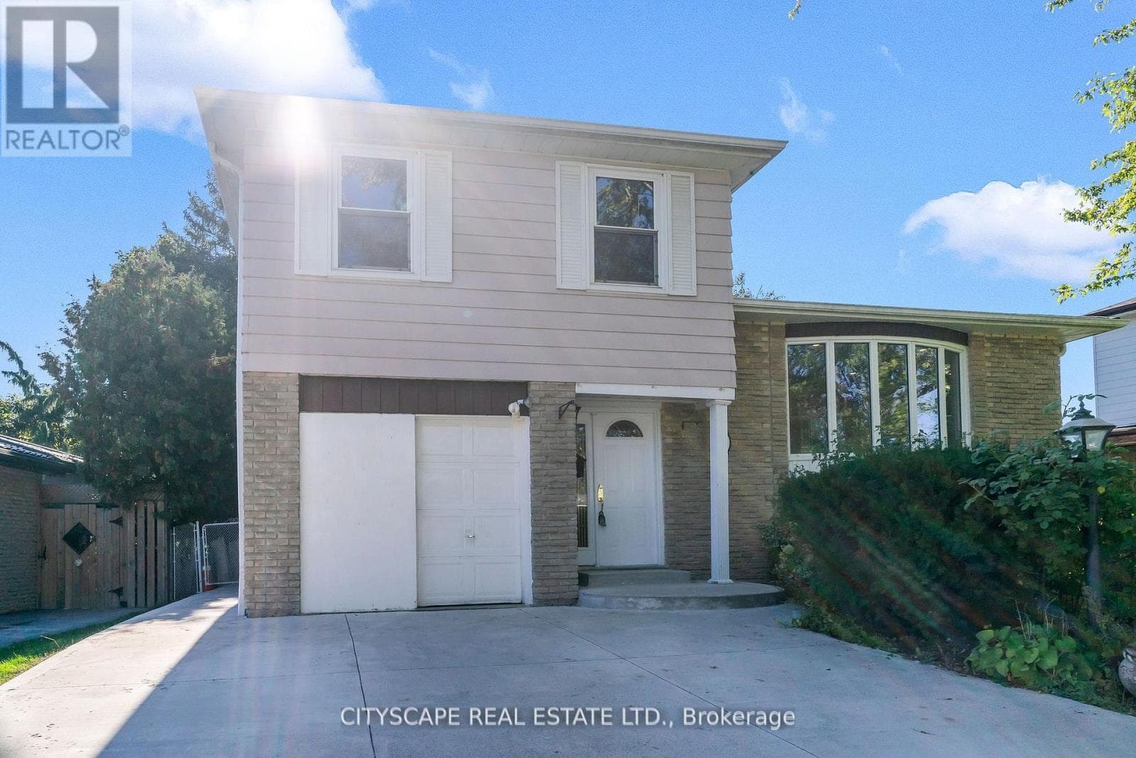 3 GENEVA CRESCENT — Brampton (Northgate), Ontario - Main photo