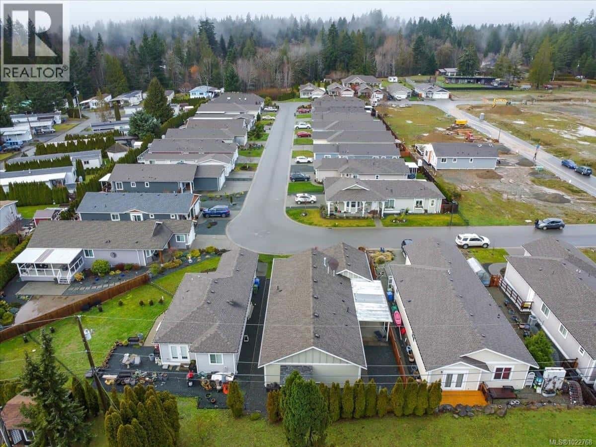 403 5700 Pierce Rd — Port Alberni, British Columbia - Photo 5 of 39