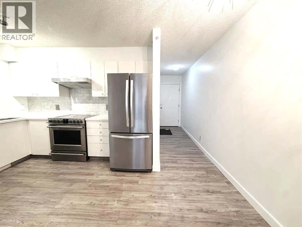 509, 1111 6 Avenue SW — Calgary, Alberta - Photo 4 of 26