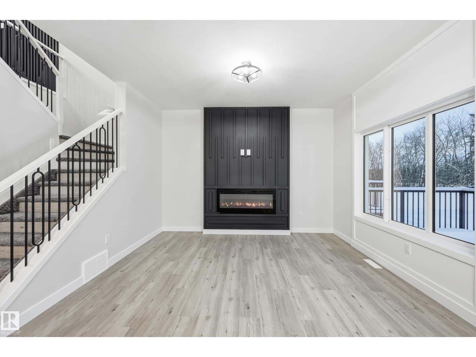 53 PATRIOT WY — Spruce Grove, Alberta - Photo 4 of 25