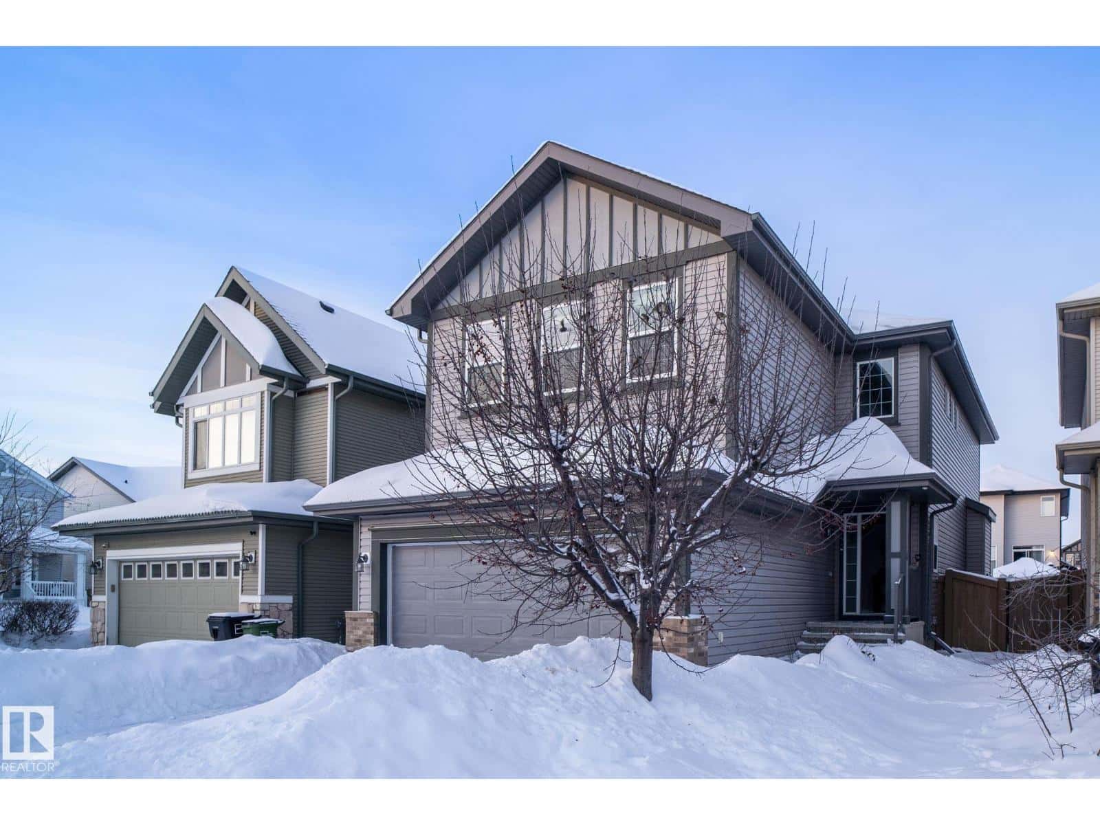 5734 175Aave NW — Edmonton, Alberta - Photo 2 of 47