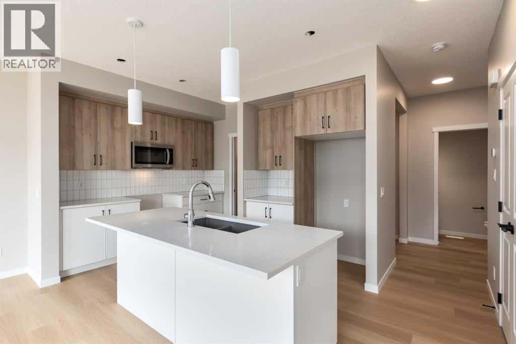 109 Monterey Place SE — High River, Alberta - Photo 3 of 49