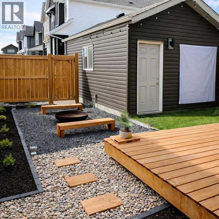 101 Lavender Manor SE — Calgary, Alberta - Photo 2 of 39