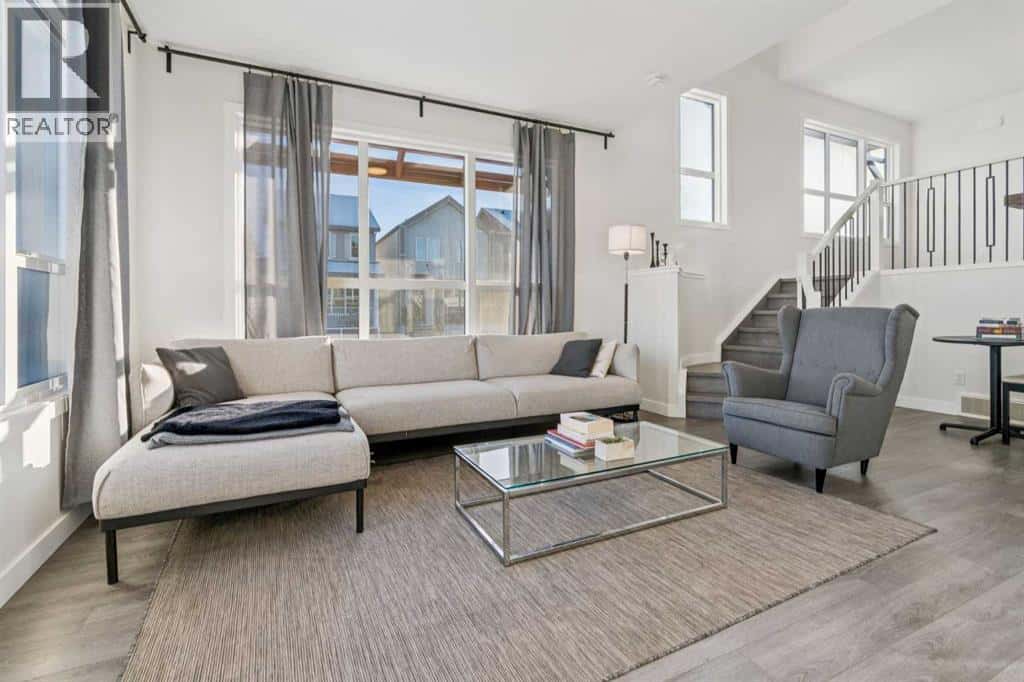 101 Lavender Manor SE — Calgary, Alberta - Photo 5 of 39